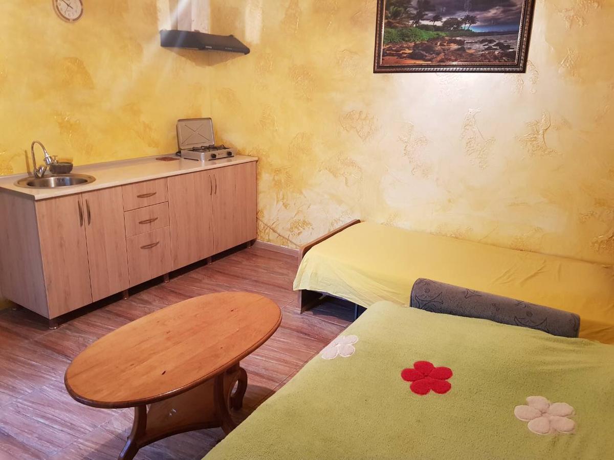 Guest House Saba Батуми Экстерьер фото