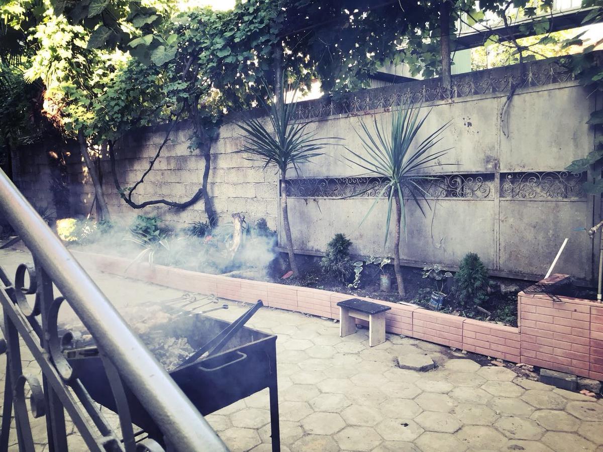 Guest House Saba Батуми Экстерьер фото