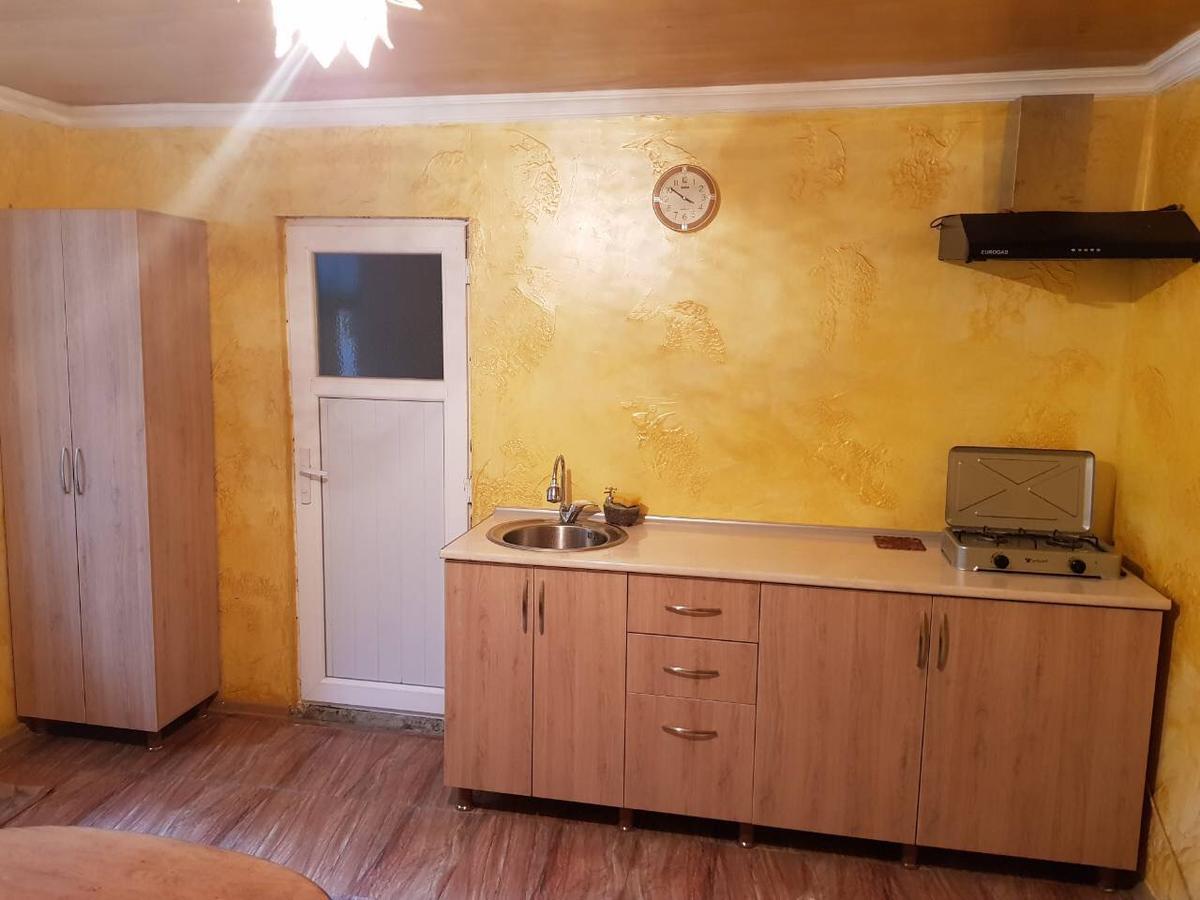 Guest House Saba Батуми Экстерьер фото